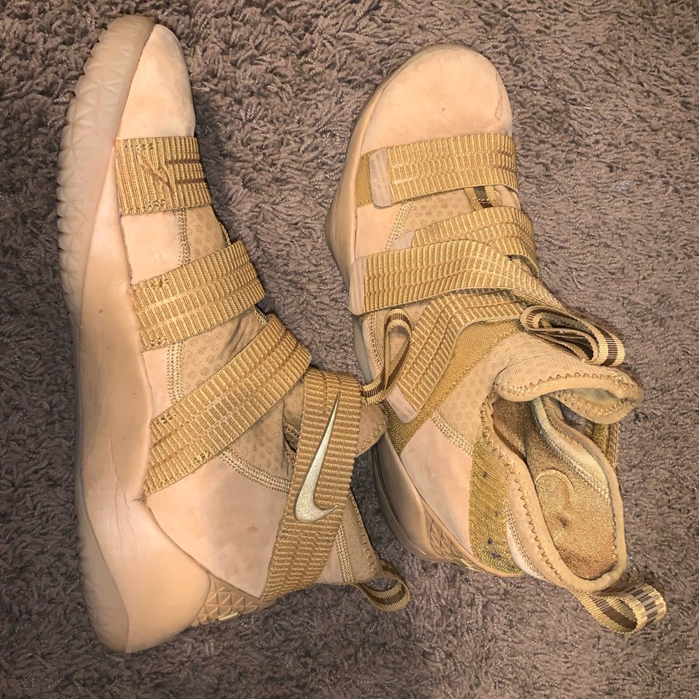 Lebron Soldier 11 SFG Wheat Gold